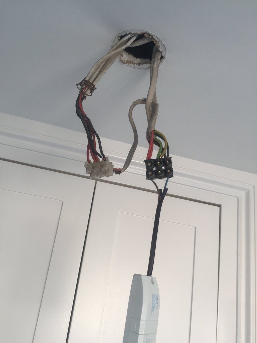 LCELondon's tweet image. Open and exposed connections like these are a common sight above the downlights of London. #poorworkmanship #dangerous #getitchecked #EICR