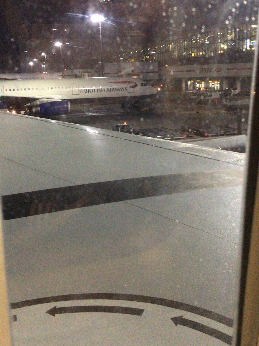 NRyland's tweet photo. On route from #London to #sydney to see @IamLukeAm to spread the word further on the @peakonteam going BIG in the land down under! #EmployeeEngagement #apac https://t.co/xLKWVuraM1