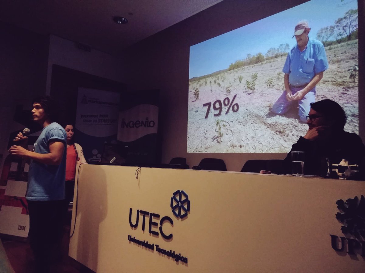 swmontevideo's tweet photo. Empezaron los pitch finales los equipos en #SWFrayBentos Ideas que trabajaron todo el fin de semana para convertir en negocios. https://t.co/uNxXucAN7u