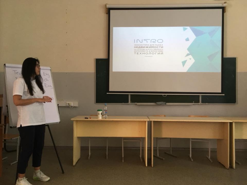 Good day starts with a pitch ☀️ #INTRORoadmap #RCYBI
 #SinoRussianIncubator