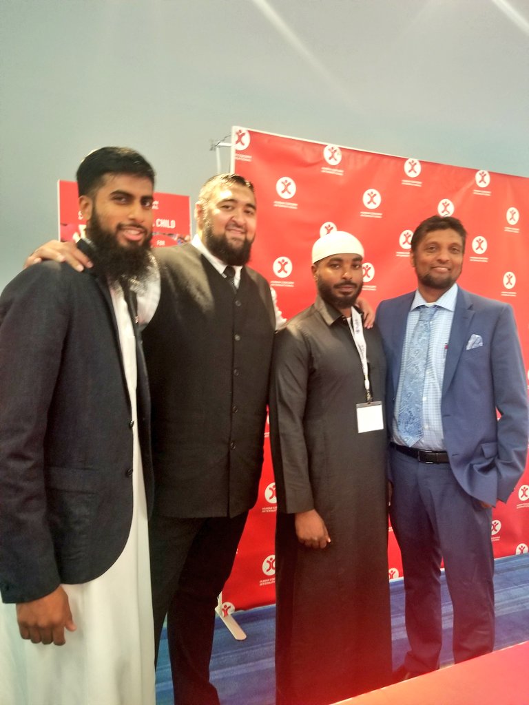 HCICanada's tweet photo. Great turnout at #Ilmfest2018! Thank you to the scholars for visiting our booth. We are here to support our communities! Visit us at the booth to learn more. #HCICanada 
@qabeelatmajd @almaghrib @NavaidAziz @Niamatullah https://t.co/PP7p7OHAkD