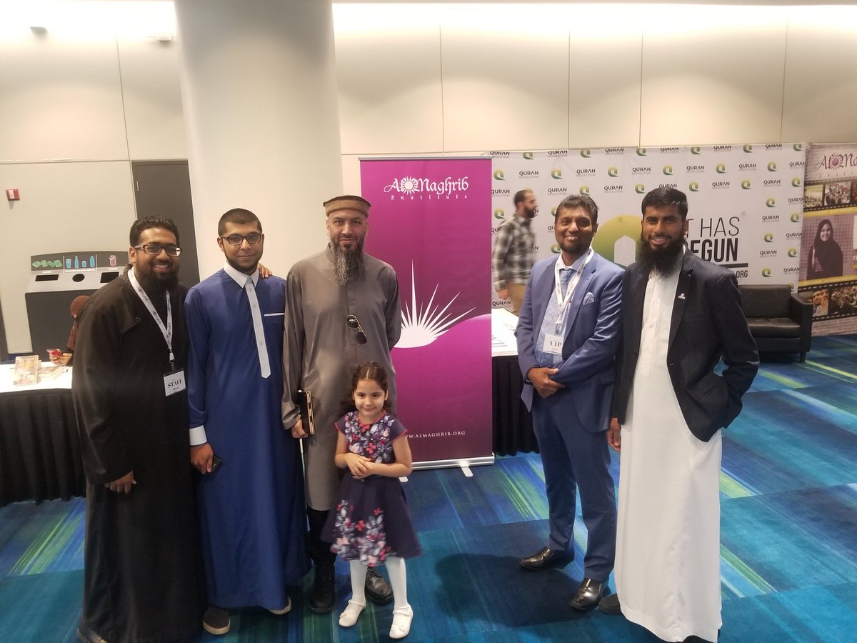 HCICanada's tweet photo. Great turnout at #Ilmfest2018! Thank you to the scholars for visiting our booth. We are here to support our communities! Visit us at the booth to learn more. #HCICanada 
@qabeelatmajd @almaghrib @NavaidAziz @Niamatullah https://t.co/PP7p7OHAkD