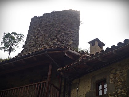 janonomar's tweet photo. LLEGENDES DEL CASTELL DE RUPIT, a: https://t.co/h5VCDd2MpQ
#Rupit #RupitiPruit #Osona #Collsacabra #castell #castells #castellscatalans #llegenda #llegendes #castellsllegendaris #llegendacatalana #llegendescatalanes #morosicristians https://t.co/rGKmppJDGZ