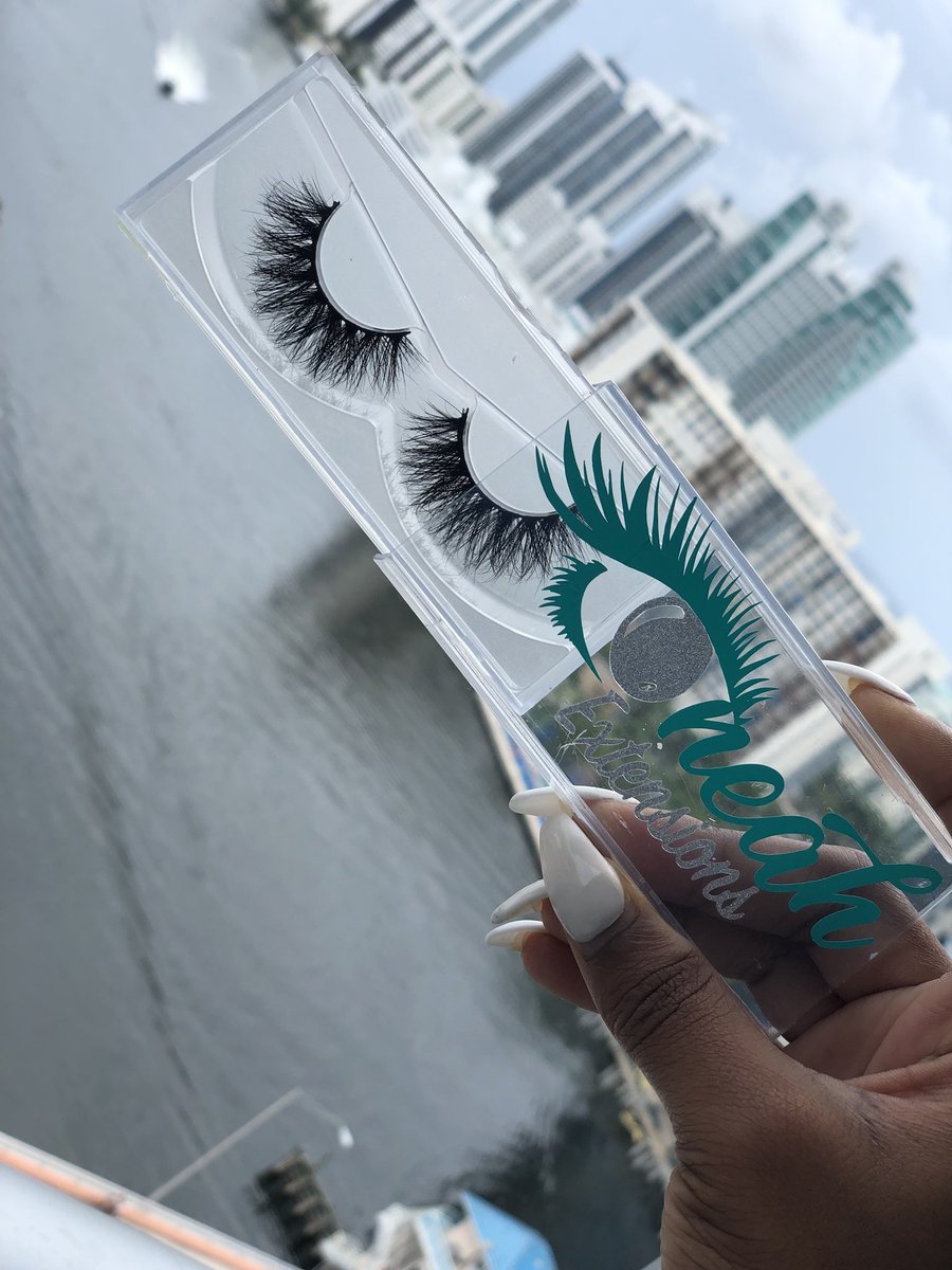 oneahextension's tweet image. HAPPY SUNDAY 💎 Views from @oneahextensions 😍 ALL lash styles are in stock &amp;amp; ready for delivery &amp;amp; pick up. Any orders that’ll need to be shipped will go out MONDAY. DM/Text for ANY inquiries 💎💎 #backtoschool #giveawaycomingsoon #minkextensions #oneahextensions #browardmua