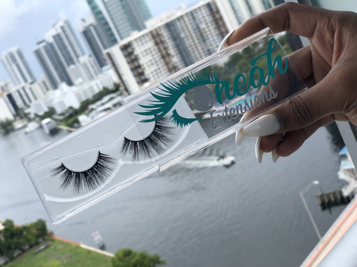 oneahextension's tweet image. HAPPY SUNDAY 💎 Views from @oneahextensions 😍 ALL lash styles are in stock &amp;amp; ready for delivery &amp;amp; pick up. Any orders that’ll need to be shipped will go out MONDAY. DM/Text for ANY inquiries 💎💎 #backtoschool #giveawaycomingsoon #minkextensions #oneahextensions #browardmua