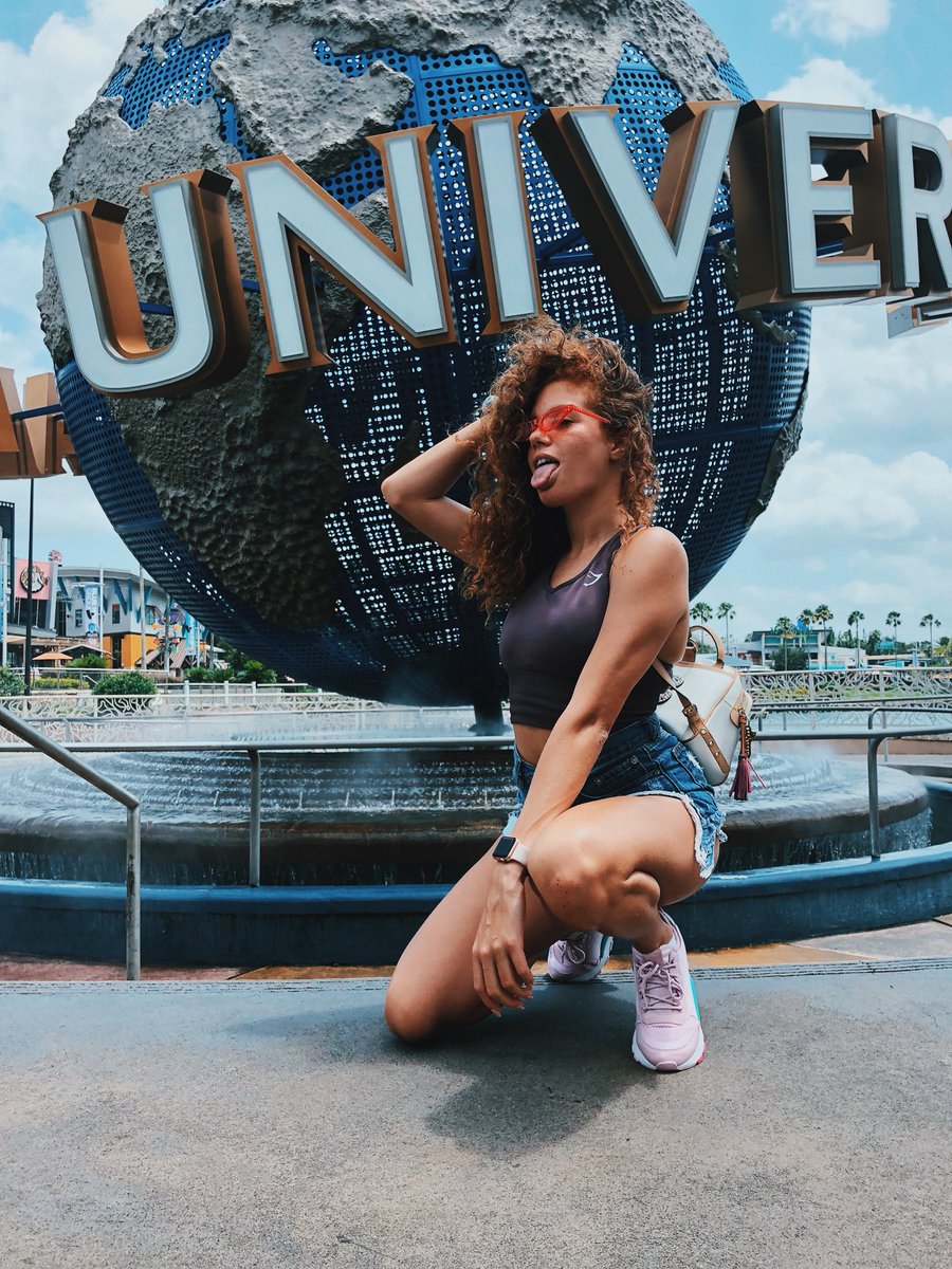 MahoganyLOX's tweet photo. 🦋💕 https://t.co/bVSl3D9Qhg