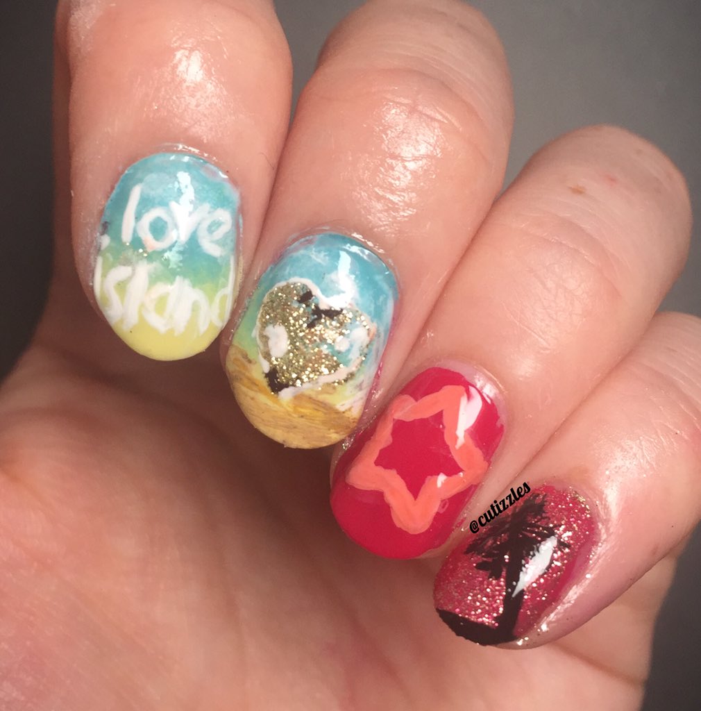 cutizzles's tweet photo. @LoveIsland My #loveisland inspired nail art https://t.co/GDdqpKpil8