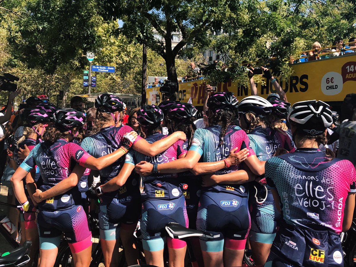 Loriley Sessions tweet media