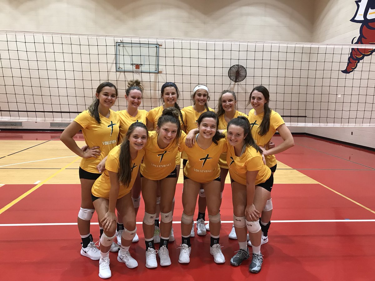 And that’s a wrap on ISU Team Camp 2018!! Played against a lot of big schools and great competition and finished up winning the Silver Trny in the Gold Division! Bring on the season! 💚🏐💛 #savb2018