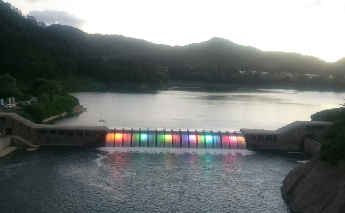 カルガモ Di Twitter 湯田貯砂ダム 錦秋湖大滝ライトアップイベント行って来ました 湯田貯砂ダム 錦秋湖 西和賀町 ダム イベント