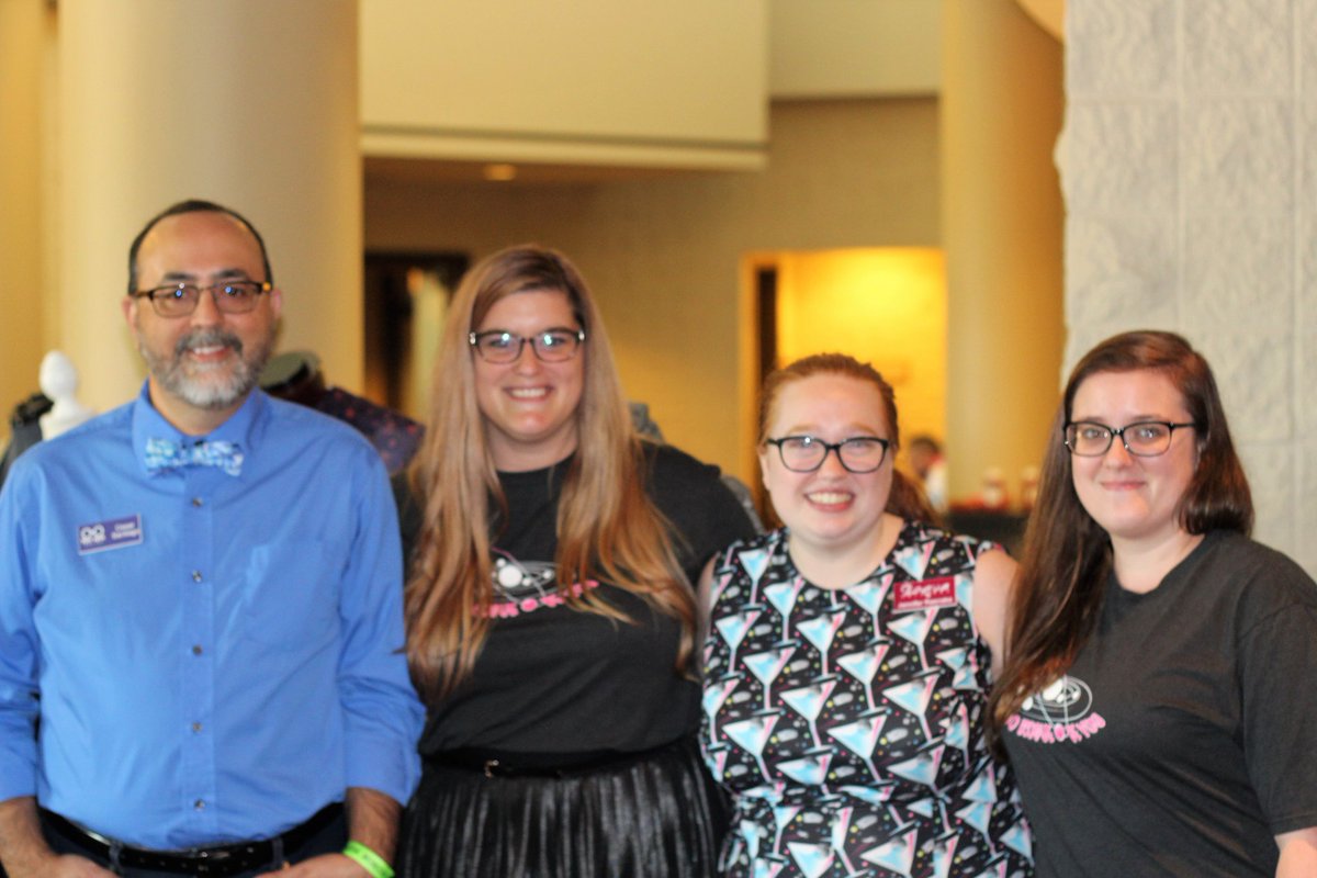 rogueuniverse's tweet image. Thanks to everyone who came by the Rogue Universe &amp;amp; Four Eyes Booth! It was wonderful meeting all of you! #robcon #RobCon2018