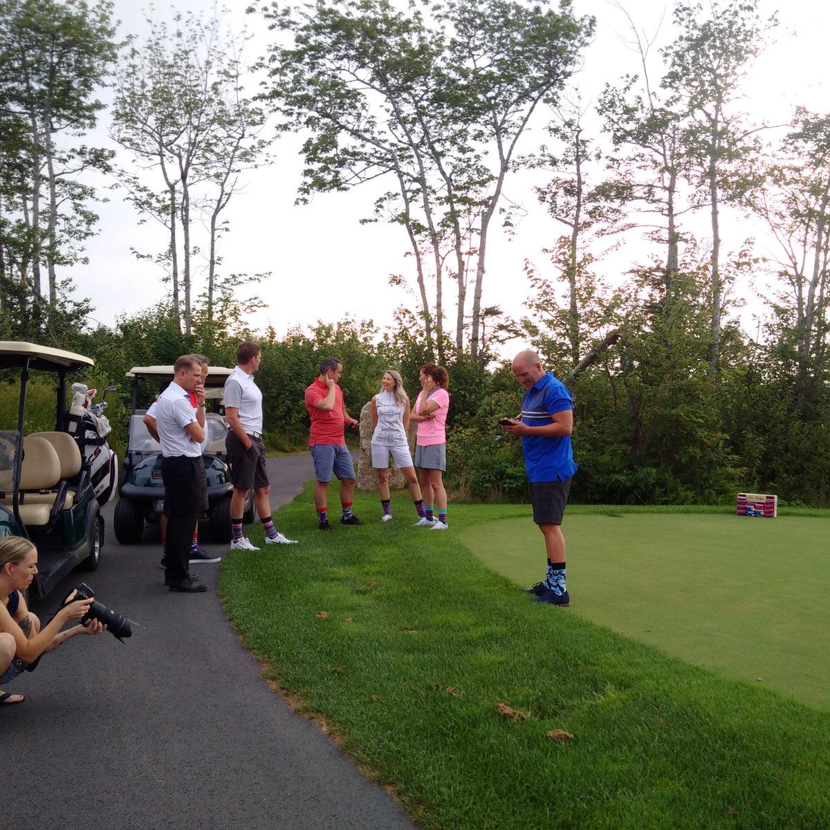HenneberryGroup's tweet photo. Behind the scenes @Coleandparker photo shoot.
#thelinksatbrunello #canadiancompany #golfcanada #skylex https://t.co/Jm9p06caRB