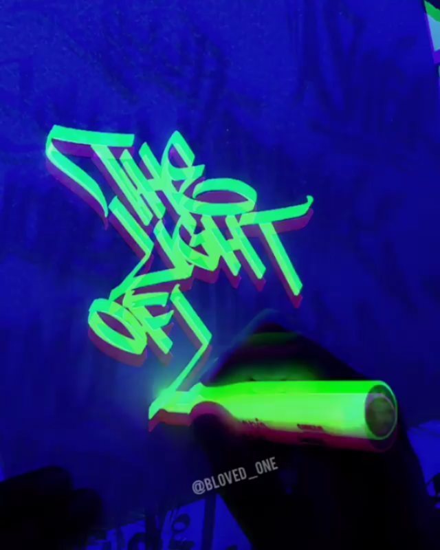lettering_daily's tweet photo. Handstyle by @bloved_one 👌
● ●
●
Feel free to share your work on our website forum! (Link in bio)
#calligraphy #lettering #handlettering
#oddlysatisfying #artvideo #calligraphyvideo
#calligraphylove #satisfyingvideo #handwriting #typelover #typograp… https://t.co/duh7AMJT9w https://t.co/PaWZK9QQfE