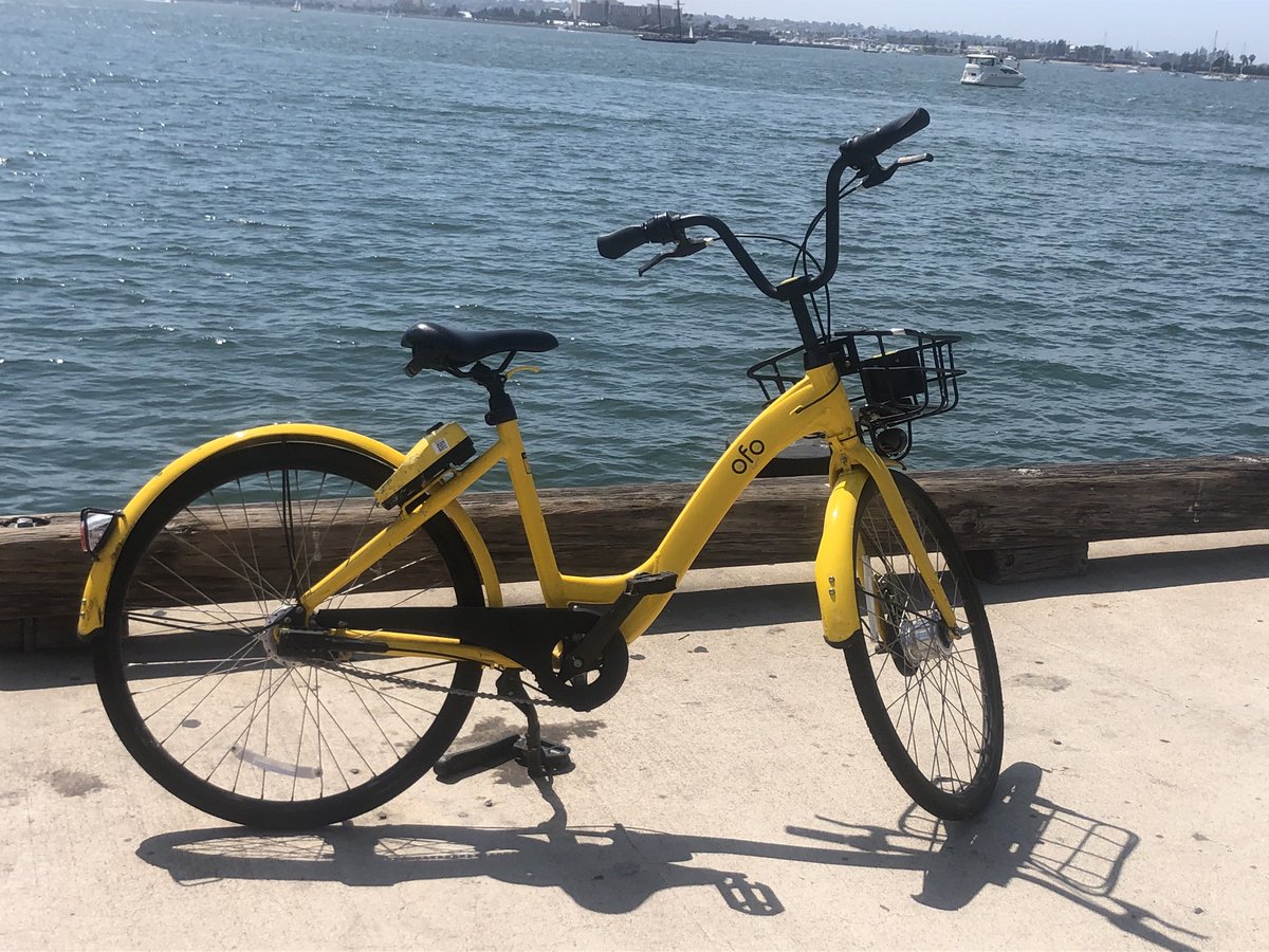 Lesliebroderick's tweet photo. #SanDiego Stop by the port of San Diego today &amp; enjoy a fabulous #Greek #Gryo #Salad  check out #Wonderspaces, rent a bike, make a #phone call old school!
We 💗San Diego! https://t.co/VXHjHiOejG