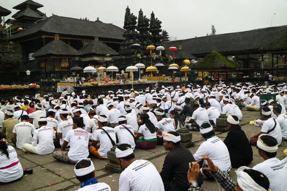 Nyegara Gunung, ForBALI Satukan Kekuatan Lingga Yoni balebengong.id/kabar-baru/nye…