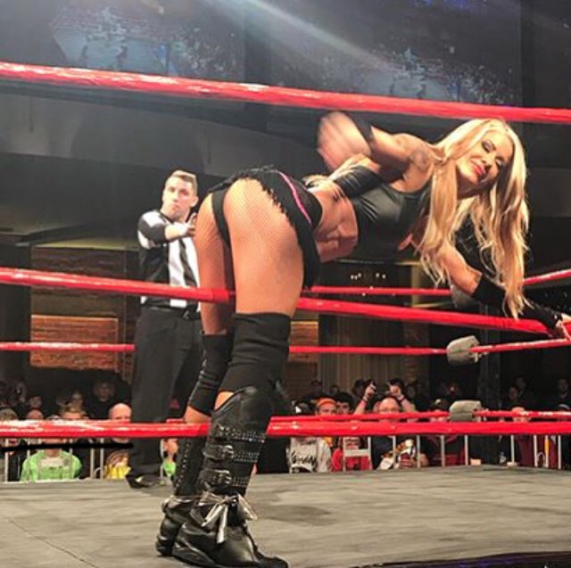 AngelinaLoveAss's tweet photo. Me and @ActualALove at #HOH in Australia!! #LettingThePigeonsLoose #TBP #Holler #Booty #Sexy #ALove https://t.co/2GGMx3hcKb