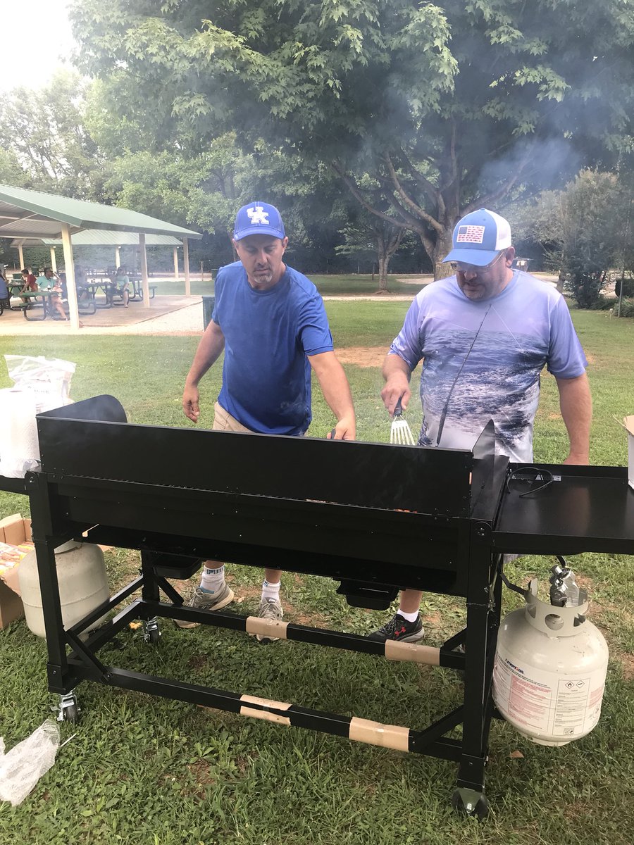 Jennings_Creek's tweet photo. Our awesome staff sharpening their saws! #jcewolfpack #awesomeisthenewnormal https://t.co/ICWGfaL5DU