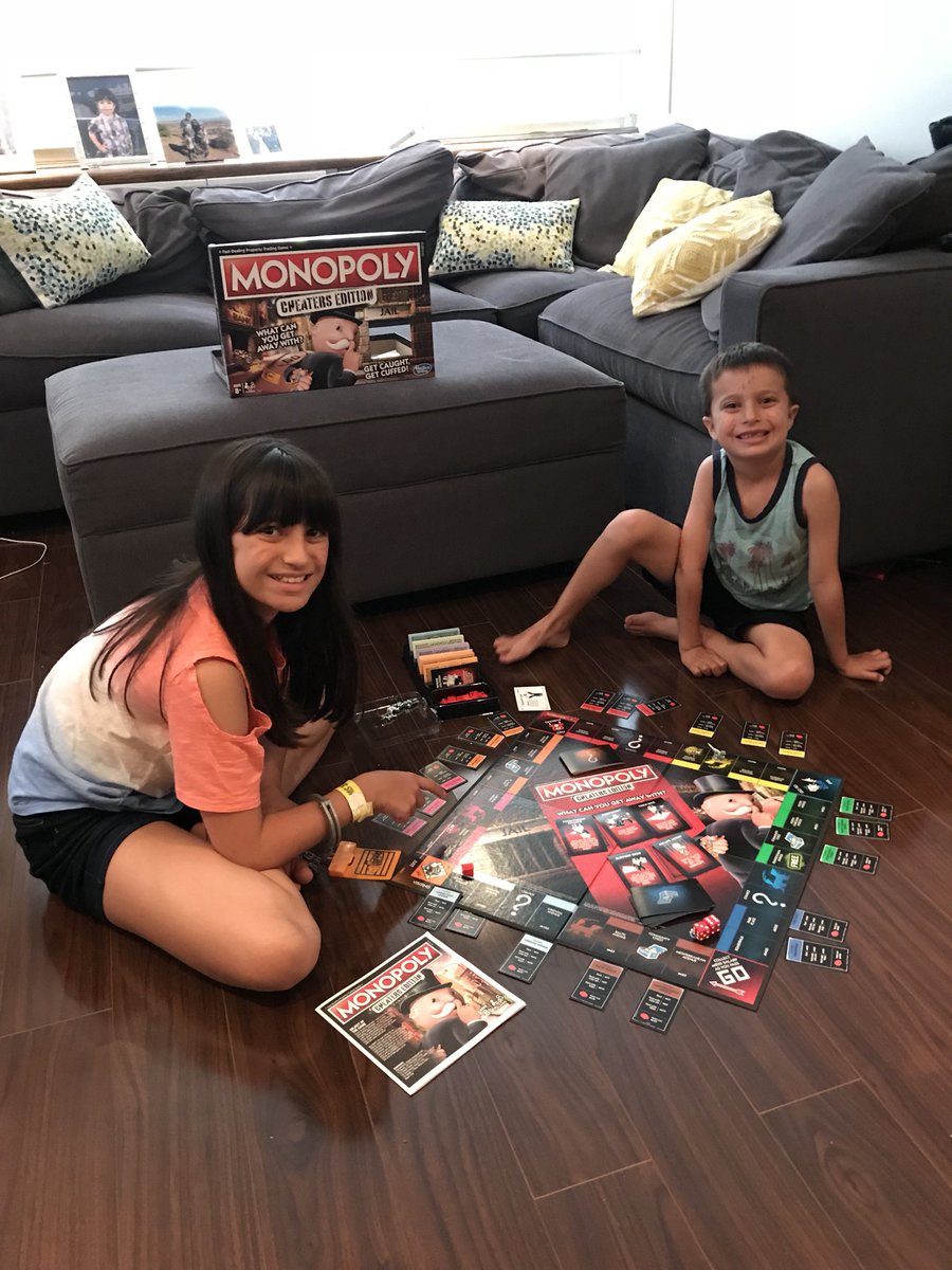 MonicaStorchNYC's tweet photo. Perfect way to wrap up the weekend? Playing the new #MonopolyCheaters version of one of their favorite @HasbroNews board games! #freeproduct #monopoly #toys #hasbro https://t.co/A0y6oPXdNV