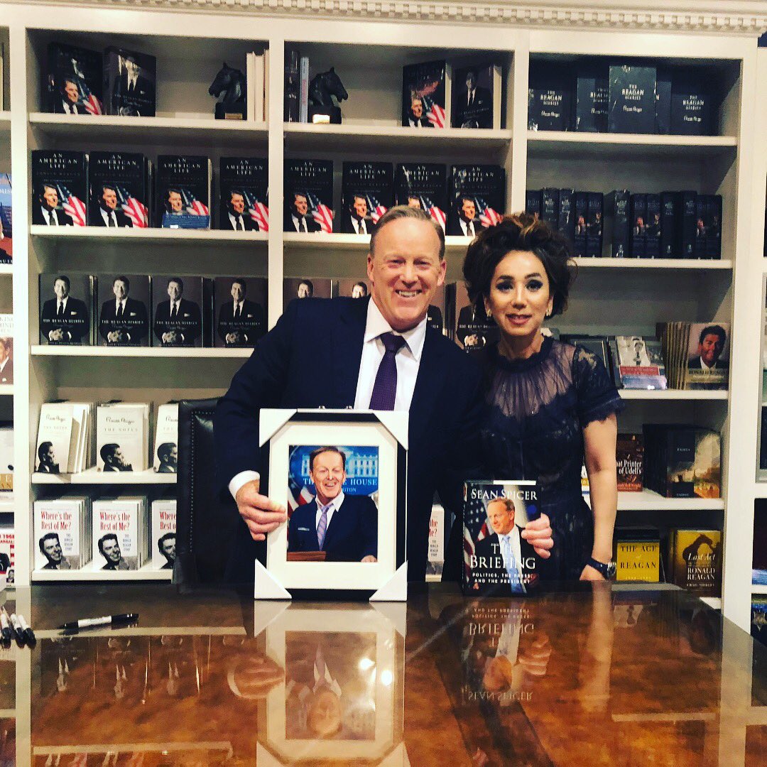 Sean Spicer on Twitter: "Can’t get enough of the crowd supporting #