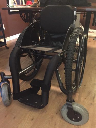 SCI_BC's tweet image. Want to hit the trails this summer but need a chair that can match your sense of adventure? Check out this off-road #wheelchair that was recently added to our #SwapNShop. Where would you head first? ow.ly/E38Y30l9Ens