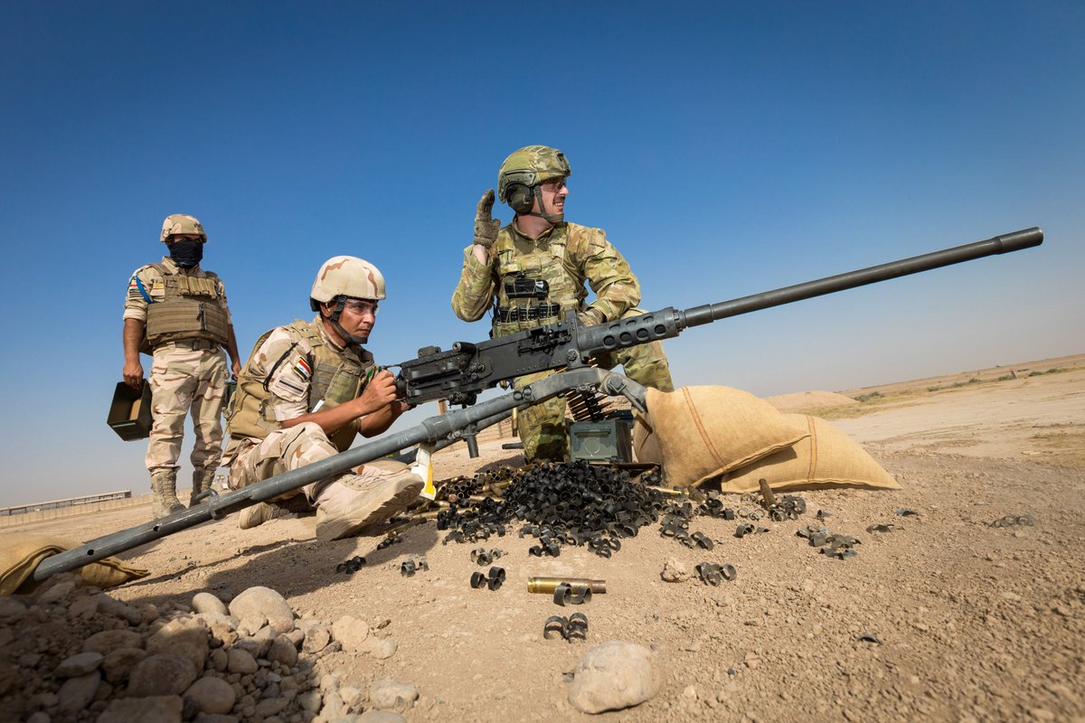 ADF_MiddleEast's tweet photo. #IraqiArmy soldiers learn to fire #HeavyWeapons under the watchful eyes of @AustralianArmy trainers from #TaskGroupTaji #POTD #youradf #military #defence #photojournalism #OpOKRA #middleeast @CJTFOIR https://t.co/uNjnJnbHRI