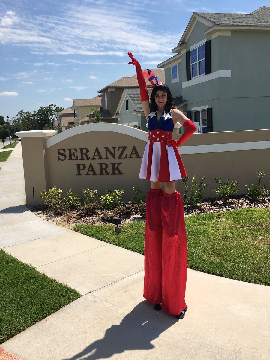 AGMstilts's tweet photo. Our #StarSpangled #Stiltwalkers helped #AmericanBuiltHomes welcome potential homeowners to their new Community! ❤️💙❤️💙❤️ https://t.co/uad9wYFLwN