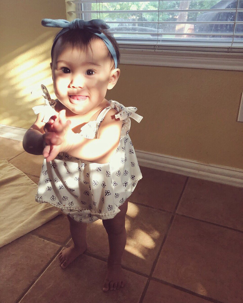 gelseeeycats's tweet photo. Stop growing so fast 😢💕 https://t.co/HYuRY8NP8y