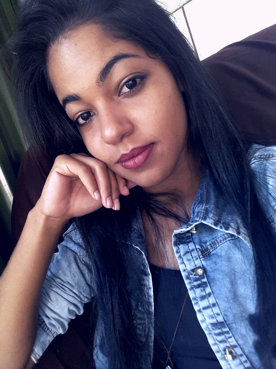 Laurisvane Barbosa (@laurissouza) on Twitter photo 