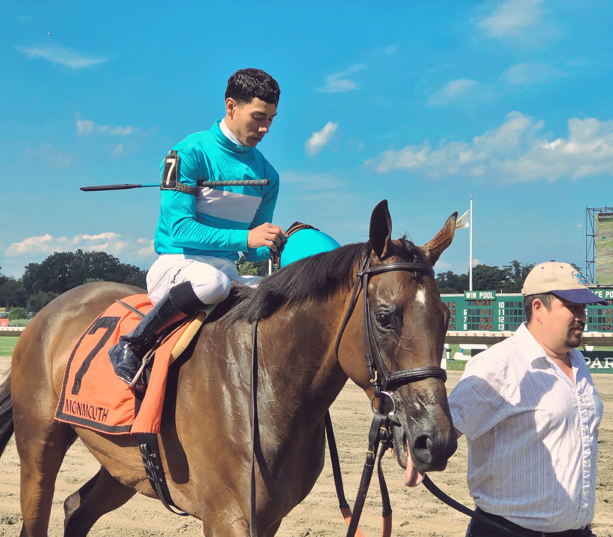 DanonymousMan's tweet photo. Feel like I saw this guy in the winner’s circle a couple of times today. This was @jose93_ortiz with Elysea’s World after the Matchmaker @MonmouthPark. #Haskell2018 https://t.co/iEf5c4Hwxf