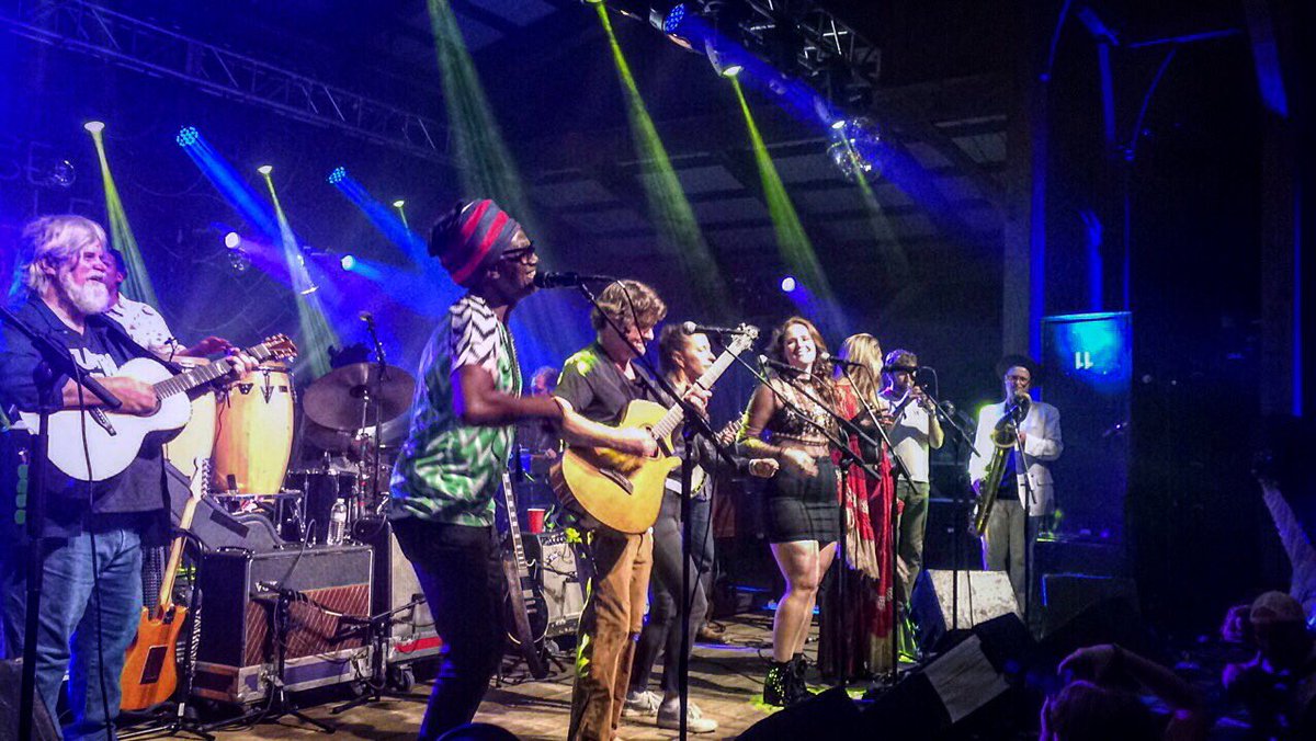 JamBandPurist's tweet photo. Today's performances were great @floydfest but last nights Buffalo Mountain Jam hosted by @KellerMusician and featuring @Antibalas @LeftoverSalmon @ErinAndWildfire @lindsayloubelly @CaitlinKrisko was 🔥🔥🔥Full Review to come! @blueridgerockz @JamBandPurist #writer #musicwriter https://t.co/rjq2fZSwwp