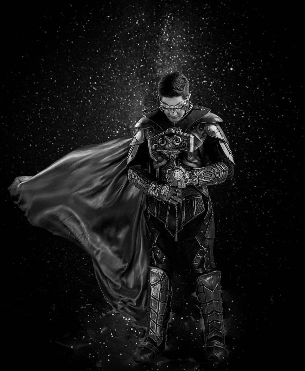 Our hero ... #VictorMagtanggolAngSimula 
#ALDUBAldenOnVM