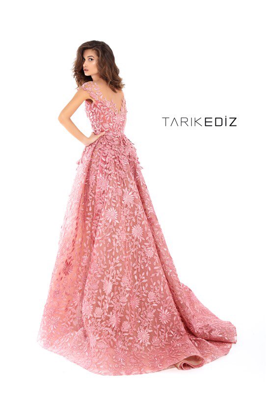 ����� ���� ����� DjUKRGkWsAASUFK.jpg