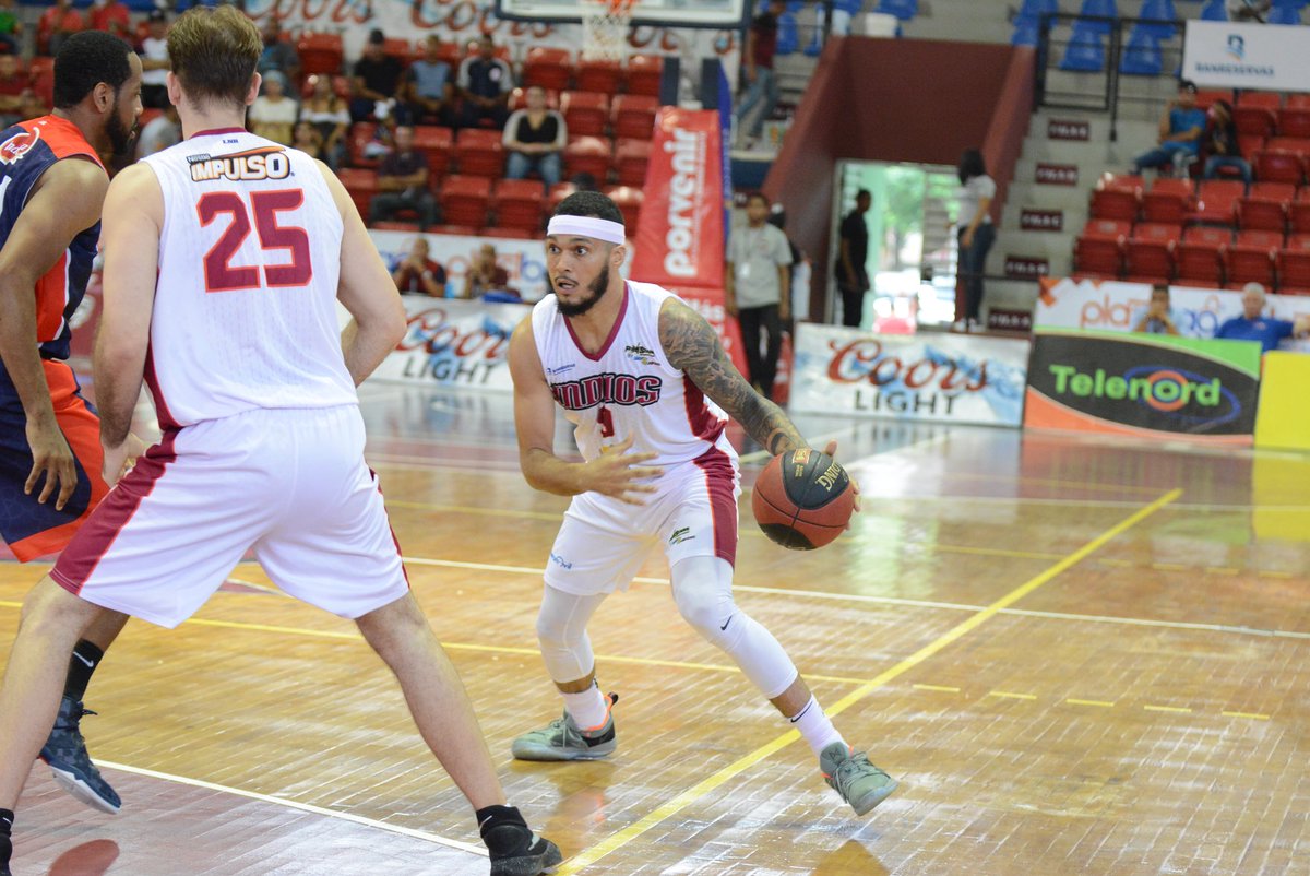Gigantes_Basket's tweet photo. José Rodríguez comandó el ataque de la Tribu al concluir con 22 Puntos, 6 Rebotes y 3 balones recuperados.
#DandoMambo #LaTribu 🏹🏀 https://t.co/QsZCyhGxnp