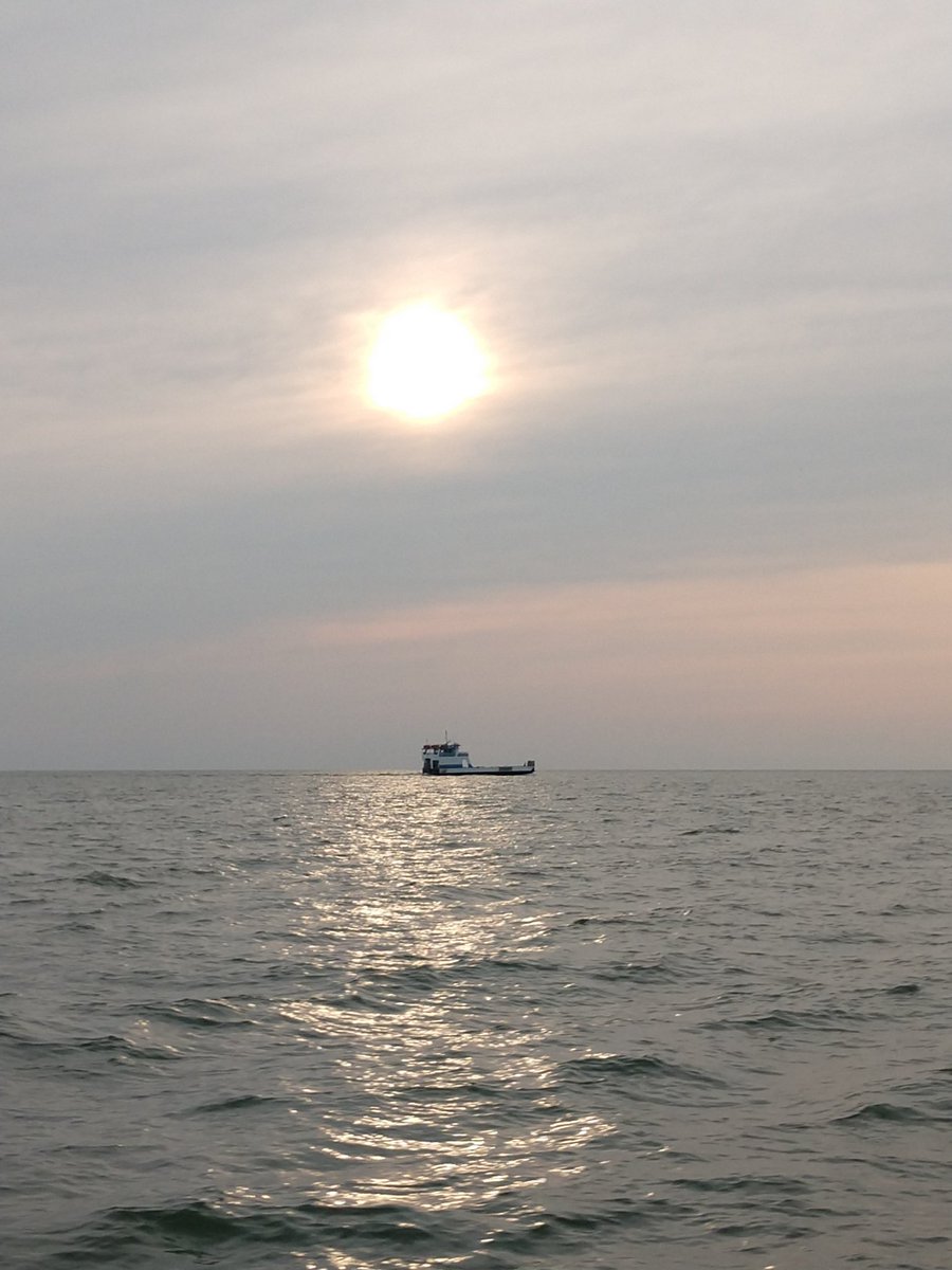 strares's tweet image. Another beautiful evening leaving PIB @MILLERBOATLINE