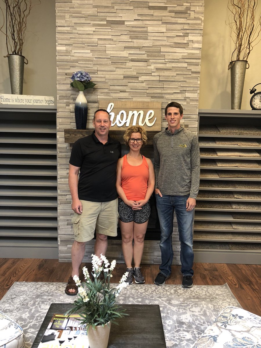 #Congratulations Dan &amp; Renea on your #newhome! Happy #closingday!#discoverthedabbertdifference