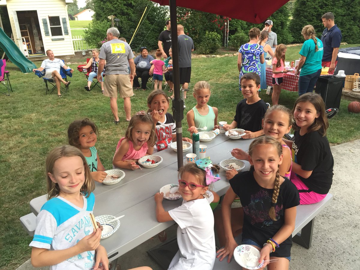 Stephanie Cook tweet media