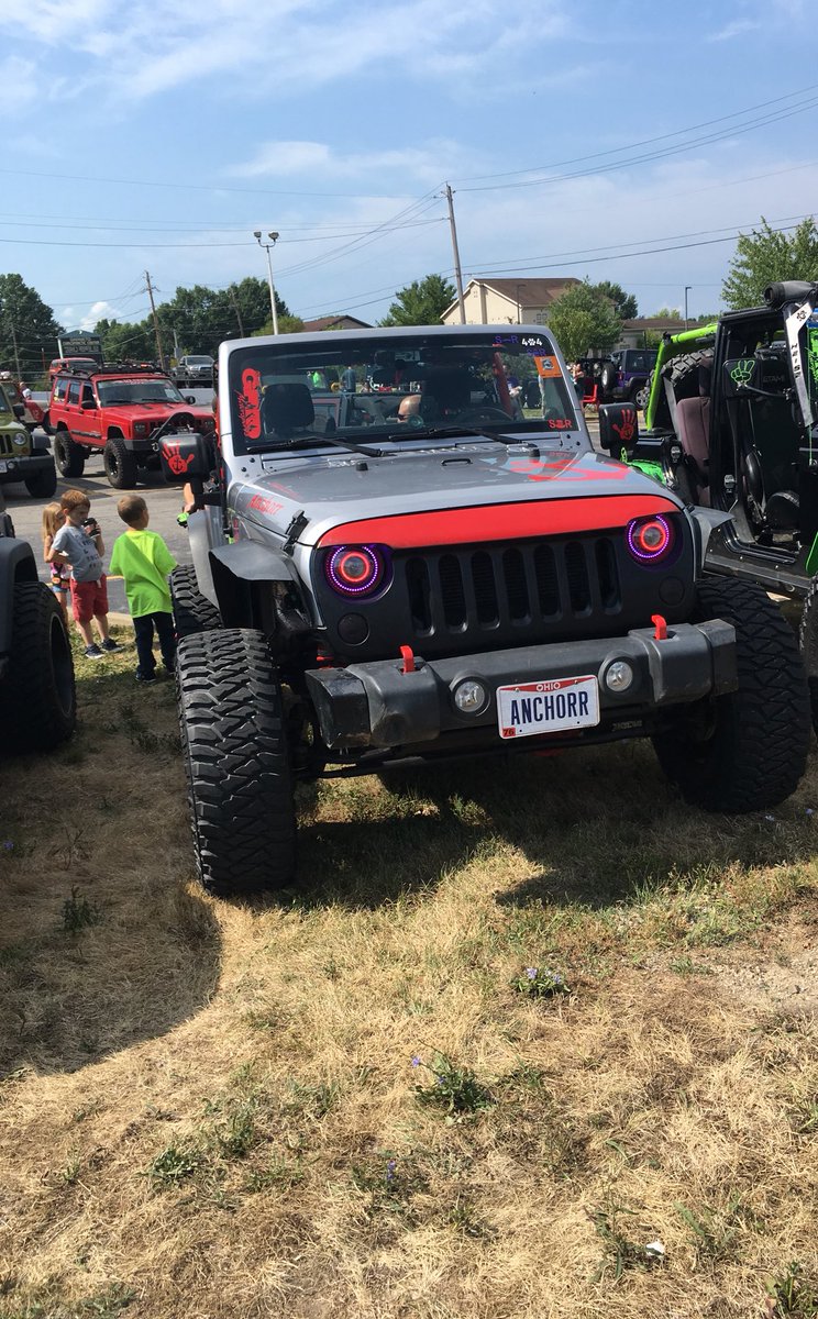 JkAnchorr's tweet photo. We did a thing this weekend....2.5” lift and 35s. Anchorr is a big girl now!! #jkanchorr #jeep #ohiojeep #jeepher #notthebabyjeepanymore #jeepgirlsrock https://t.co/OXoZDUnNOC