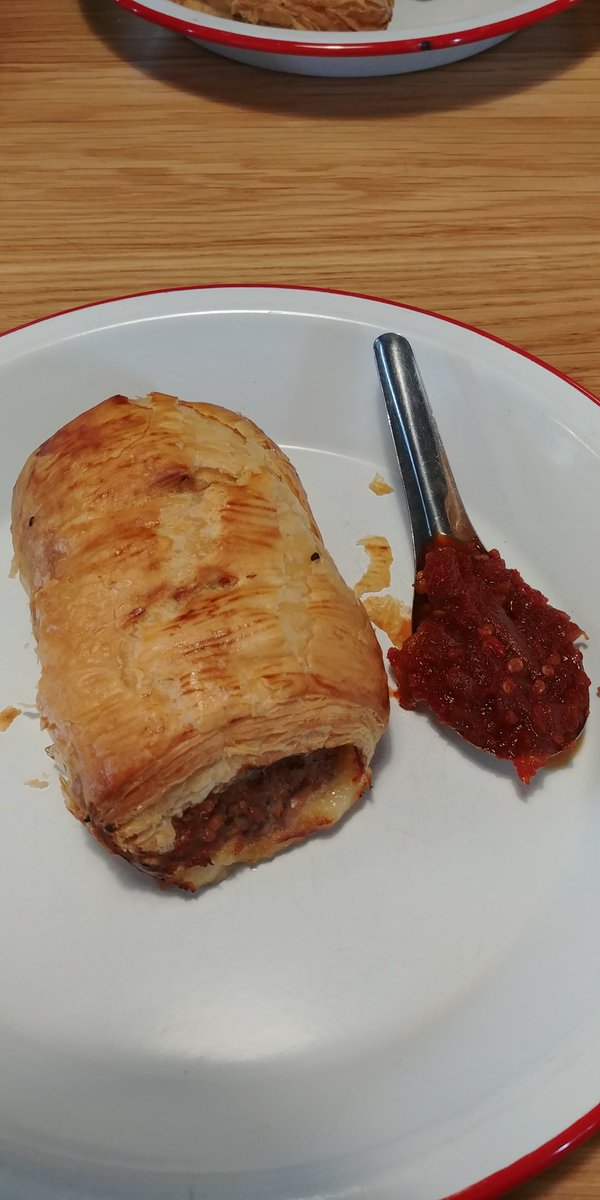sabre1817's tweet photo. We moved to California two years ago. The US has a lot to offer but nothing close to a @RedDoorBakes sausage roll or pastie. https://t.co/ndl7kJp1TK