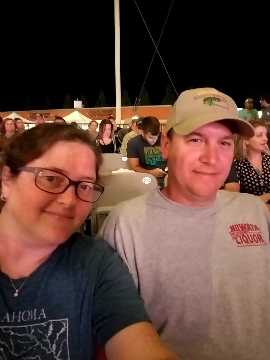 ginarushgammon's tweet photo. #AMPlivefeed https://t.co/LBGYjo59gO