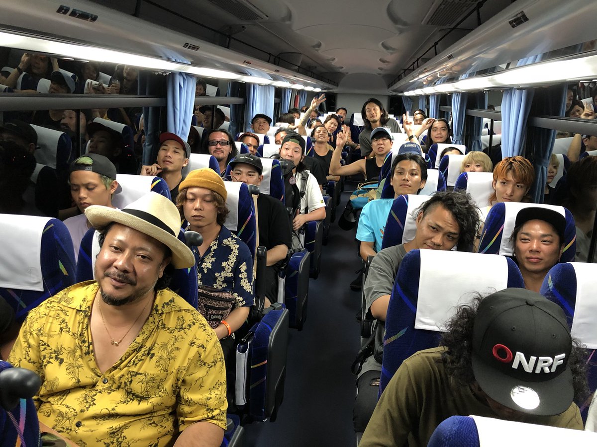 buntatf's tweet photo. 男鹿から東京〜��阪へ！！
内容濃すぎで使えない写真とビデオが殆どやww濃い濃い三日間が終わってしまった涙 
熱いバンドがワンステージで、全バンドガチンコ勝負であり最高の協力プレイ的なバトンが繋がりまくる最高のイベント！
ありがとうございました！！

#男鹿フェス #totalfat https://t.co/nPEHJQ6iKi