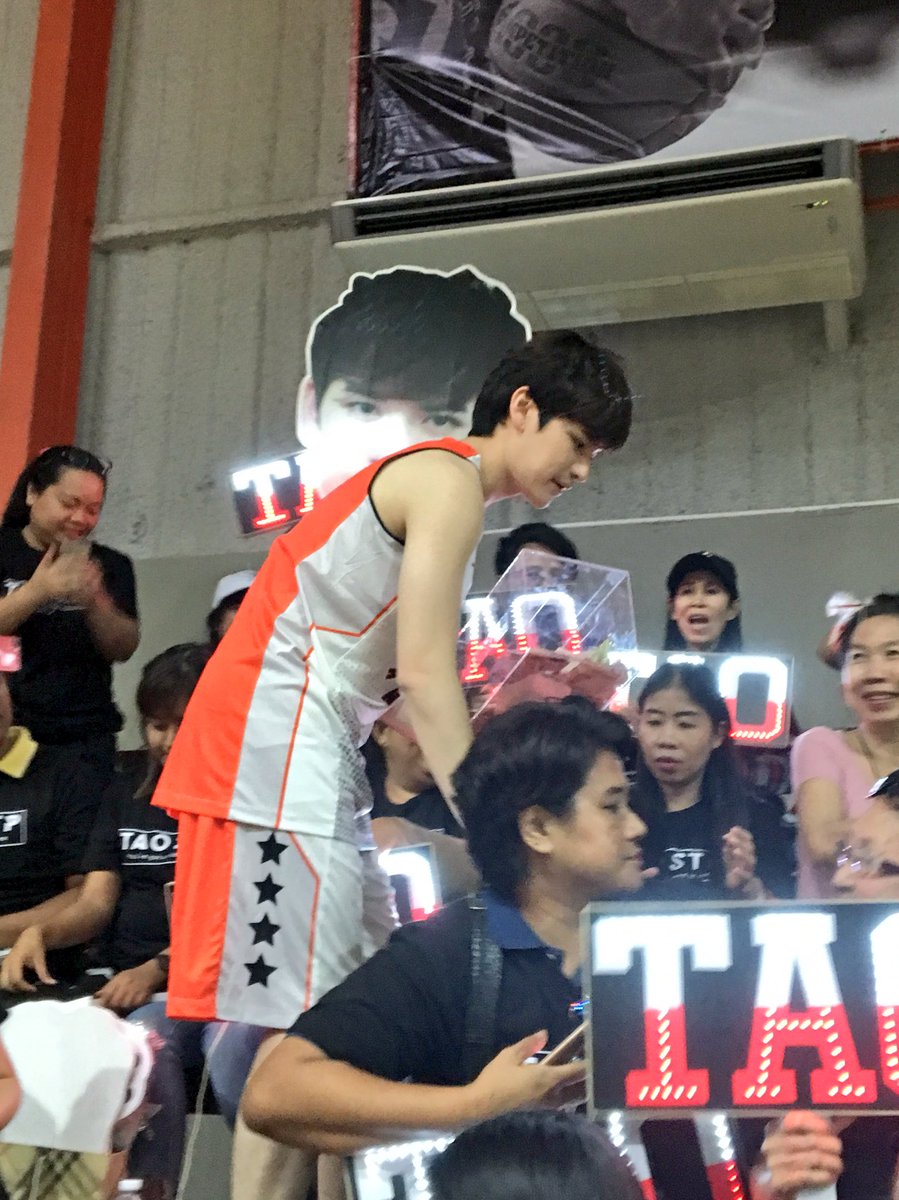 พตเดินรับบริจาค มีแต่คนใจบุญเต็มไปหมดเลย~ #taophiangphor #TAOSTP