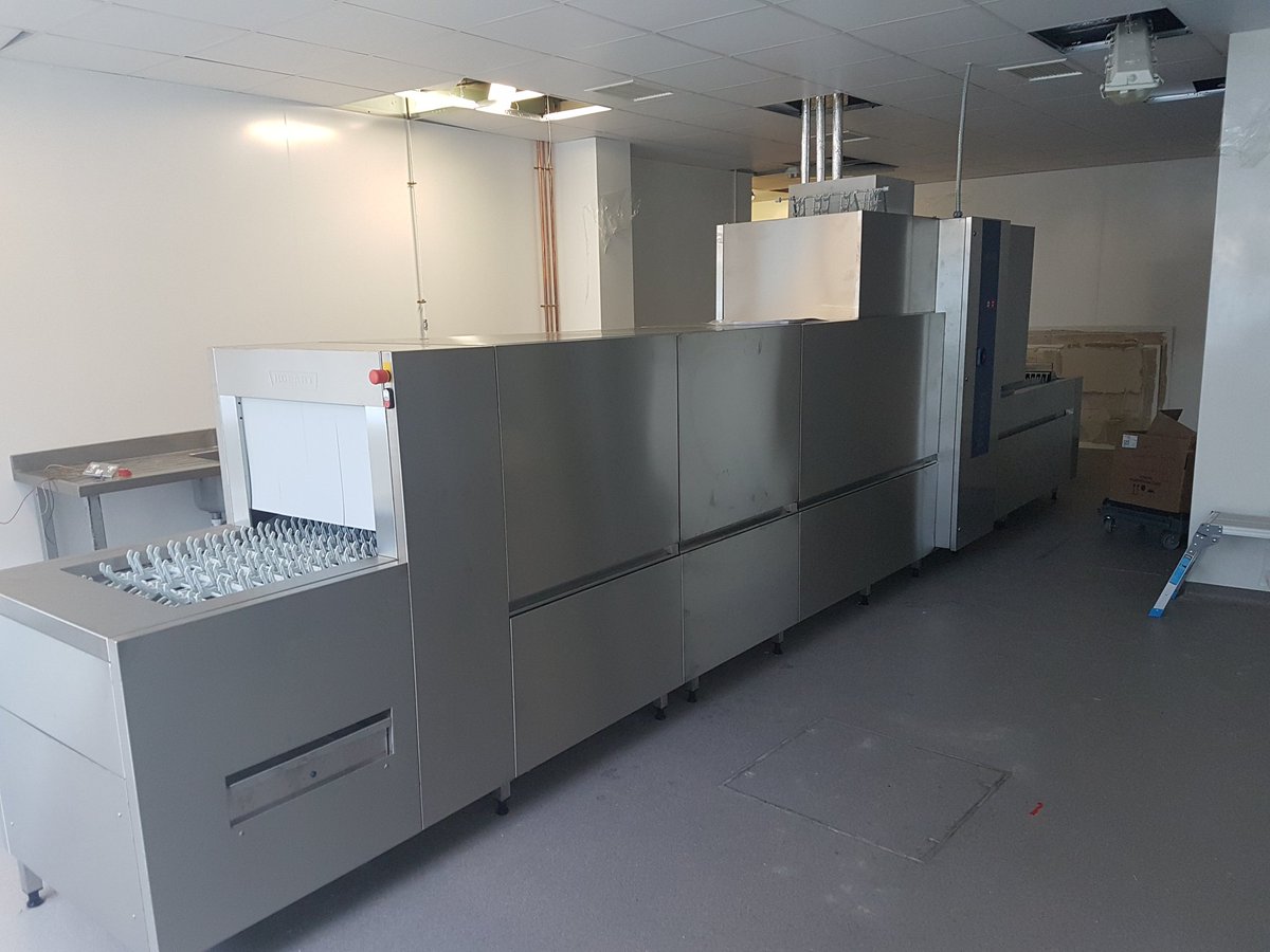 New Hobart FTNi flight dishwasher nearly ready for business let me know if you need any large warewash appliances 👍