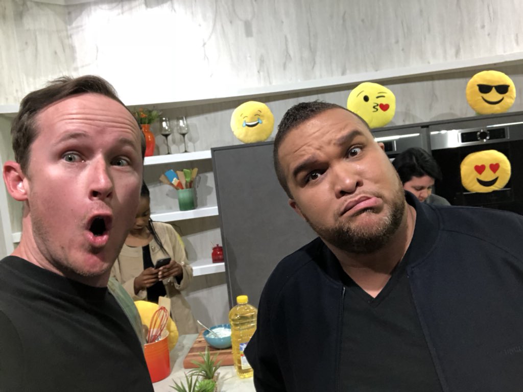TheNormalNick's tweet photo. Your friendly neighborhood Netflix guy 😂 @JasonGoliath #NowWeCooking #Netflix @NetflixSA https://t.co/OZGj7Rtbc0