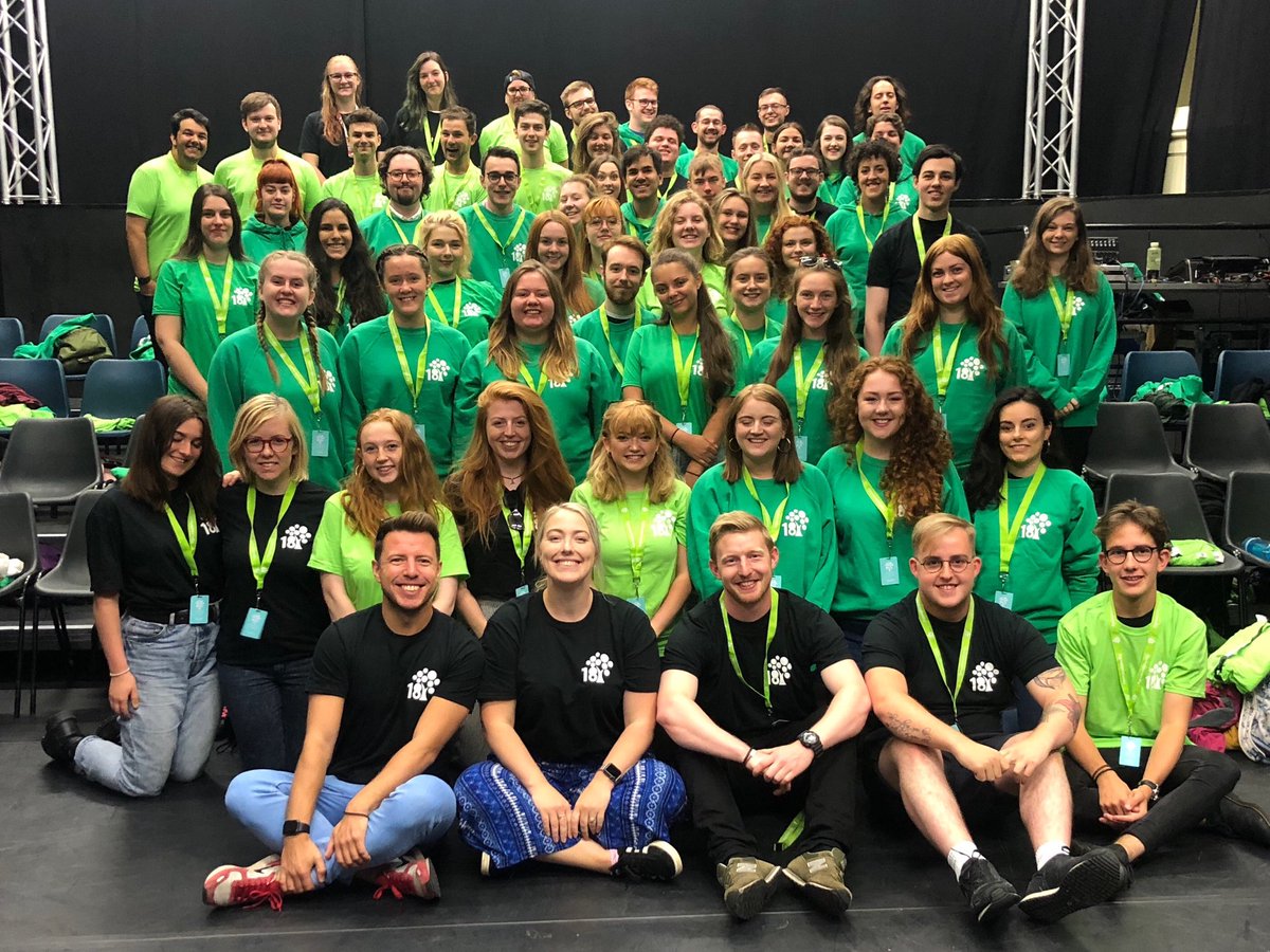 GreensideVenue's tweet image. Our wonderful Team Green for 2018 #edfringe #greensidefamily 💚