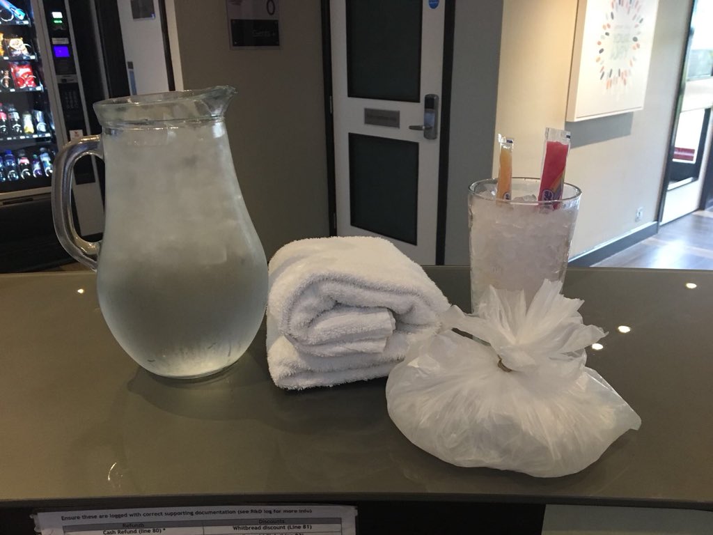 Very thoughtful personal #piwow from <a href="/KirstyShephard1/">Kirsty Shephard</a> Guest was suffering from a terrible headache so she gave them some items to help ease it 💜 #teamashby #teamSMashby #momentsoftruth #ateamthatcare @kayleigh0488 @JohnSpe24834020  <a href="/wanny_8/">Mark Wanless</a> <a href="/NewboldElaine/">Elaine Newbold</a> <a href="/SDEBDD/">simon ewins</a>