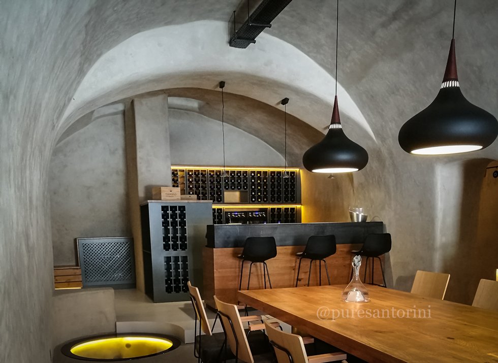 VSVwinery's tweet image. Pure Santorini by VSV-xVolcanic Slopes Vineyards
The winery and wine-tasting:
☎️Tel: +30 2286 031368; 
📩e-mail: info@3fvsv.com

#Puresantorini #assyrtiko #pure #vsv #winery #winetasting #greekwines #santoriniwine #wineyards #santoriniassyrtiko #volcanicslopesvineyards