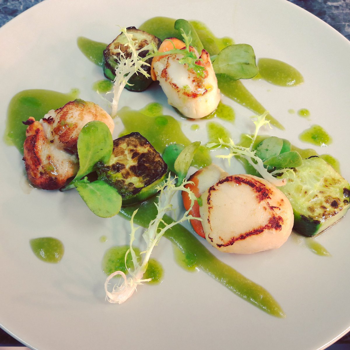 ants_man88's tweet photo. @montyssouthsea Highlights from our new Summer menu;
Greedy Carved Duck, Slow Cooked Lamb Breast, Scallops with Cucumber
- Anthony, Head Chef 
#montys #castleroad #chefsofinstagram  #summer #scallops #cucumber #lamb #southsea #duck https://t.co/mlJZR631ww