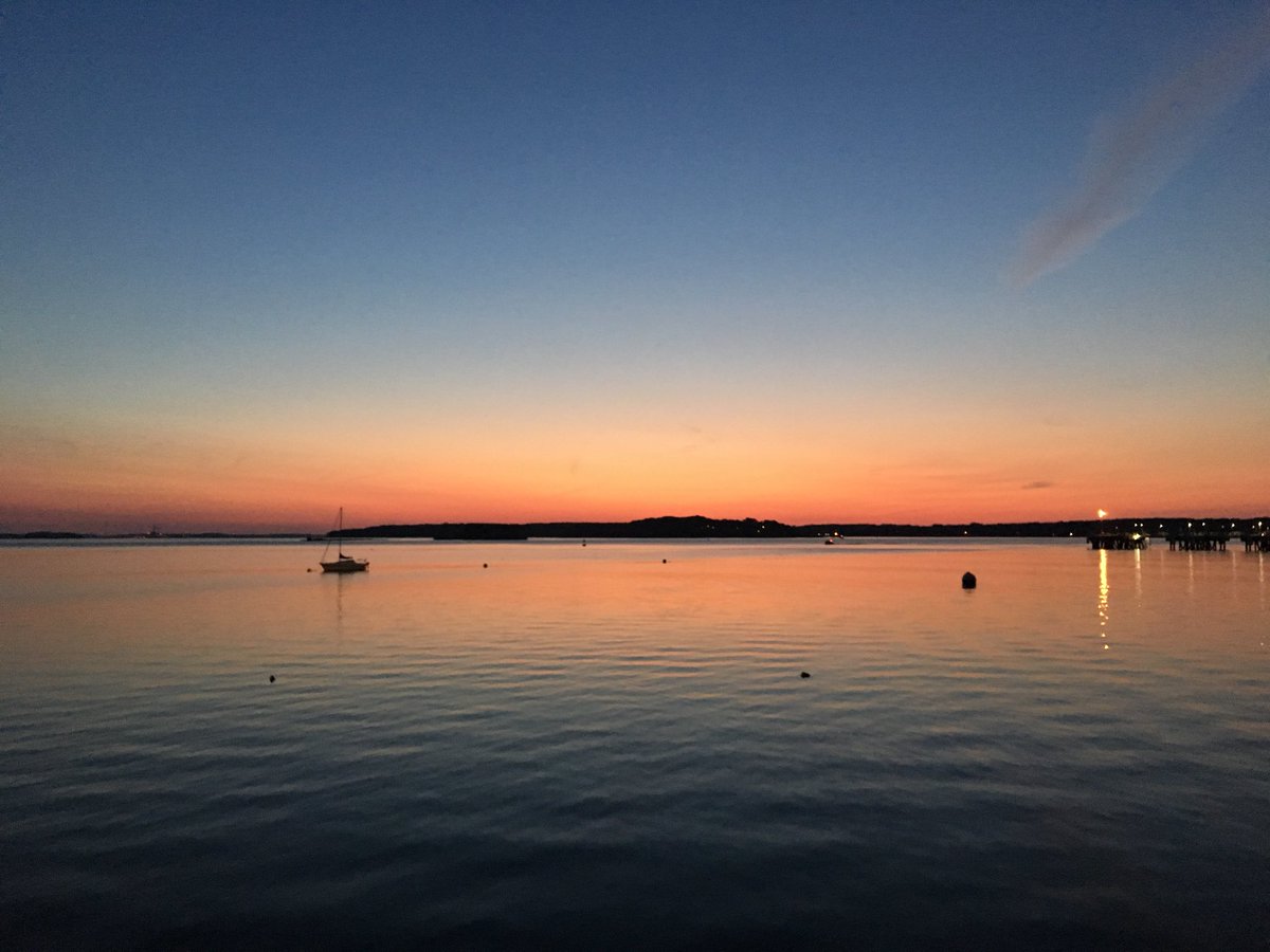 Today’s sunrise from Bug Light Park in South Portland #mymaine #MEwx <a href="/WGME/">CBS 13 News</a>