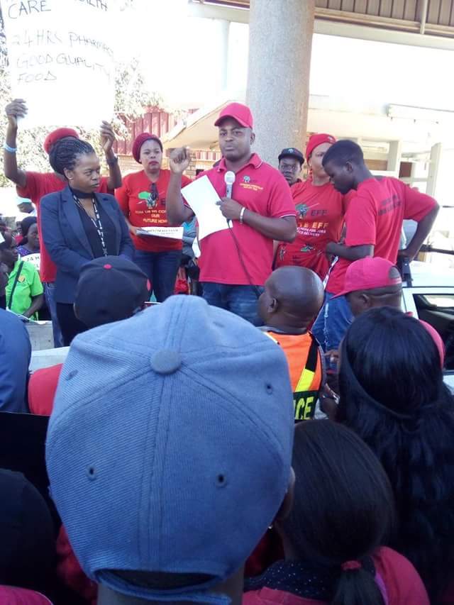 giyaniview's tweet photo. EFF ward 12 in Giyani set to force Health Department to pay it’s employees https://t.co/Kwh3e8tVMi https://t.co/dPUSwqnsMC