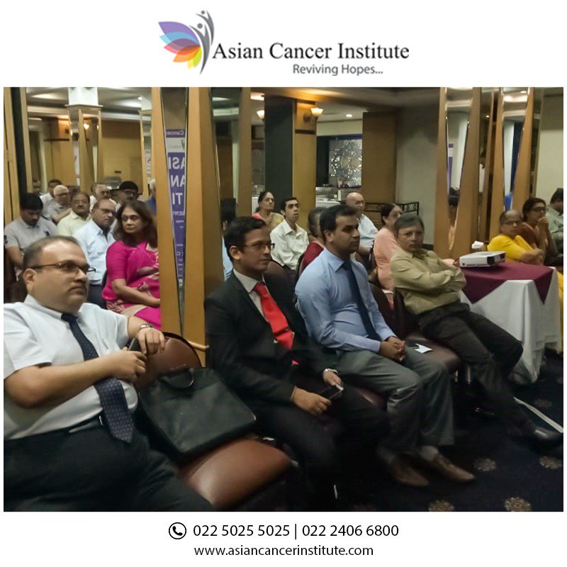 AsianCancerInst's tweet photo. Dr. Dhairyasheel Savant, Surgical Oncologist from #AsianCancerInstitute speaks about the advanced head and neck cancer diagnosis and treatment at CME ( Continuing medical education )
#Doctor #Speaker #HeadAndNeckCancer #Oncologists #Oncology #CancerHospital https://t.co/C9E6uc8JMm